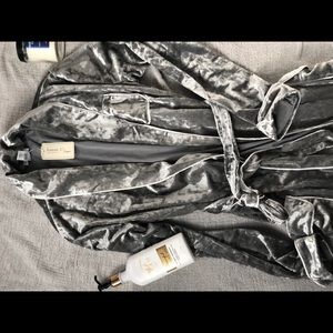 Size Small Grey Lounge Robe